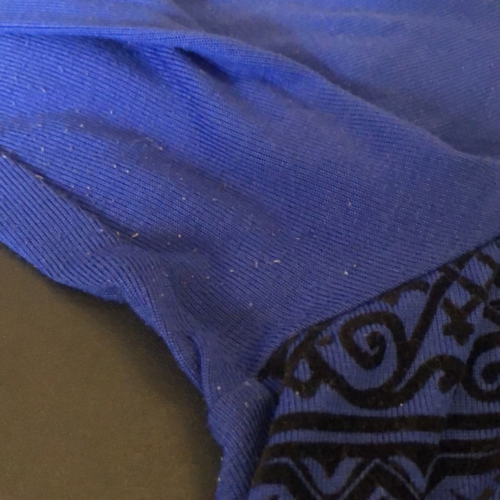 Onque Casual Royal Blue Celtic Print Blouse size XL - Picture 10 of 10